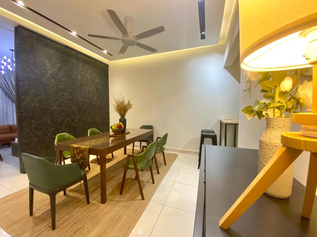 Luxury 2-Storey Terrace House Near Ioi City Mall Putrajaya Exteriér fotografie